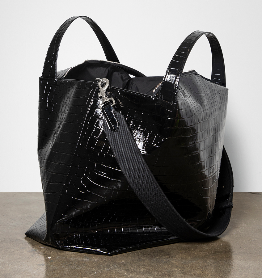 LM1 - Black Lacquer Croco